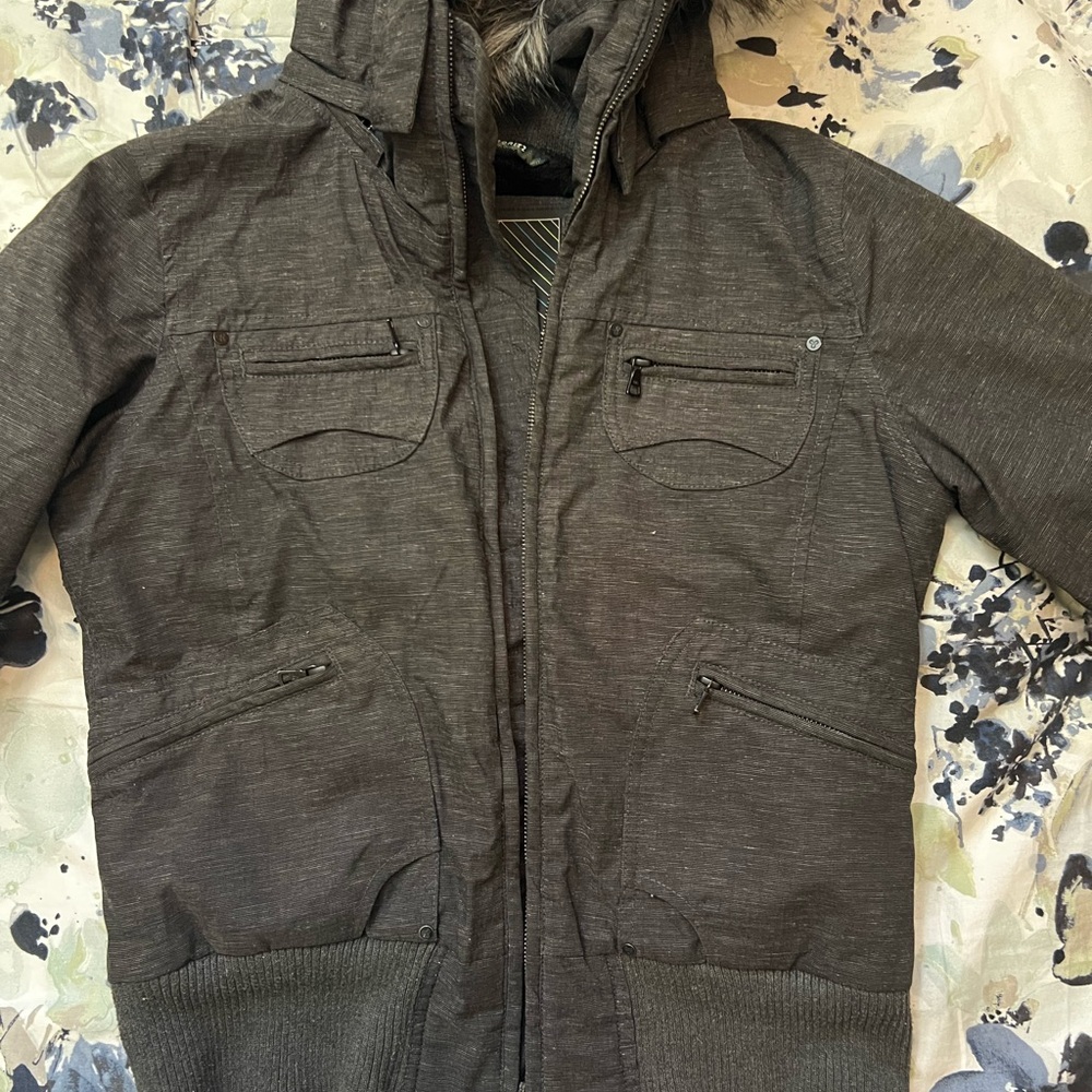 TNA Winter Jacket - Picture 4 of 5